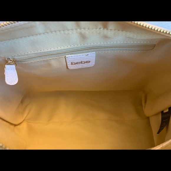 Hand Bag - Picture 12 of 12